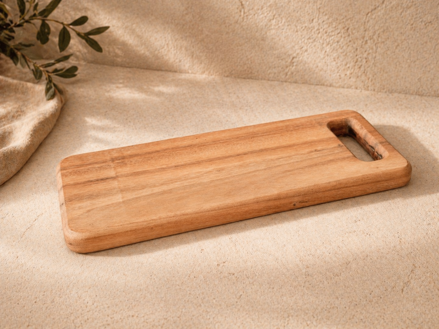 Tabla de Charcutería con Asa de Tzalam